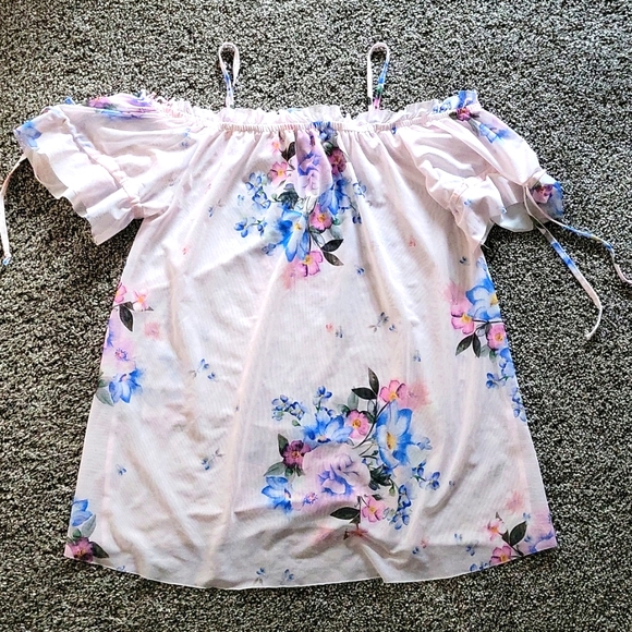 Maternity blouse - Picture 3 of 3